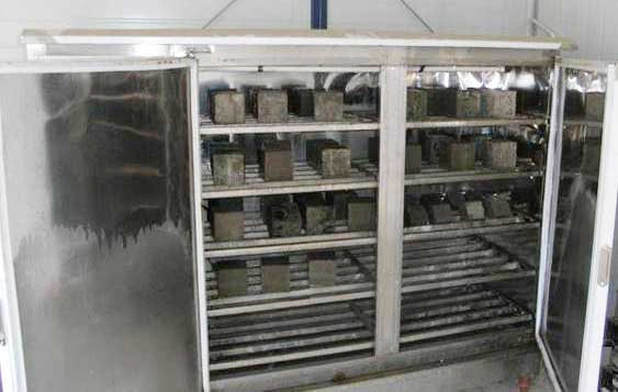 標準養(yǎng)護室內(nèi)部